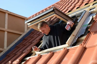 Pose de fenêtres de toit Velux à Eth
